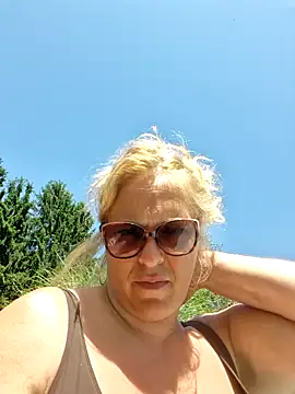 chupasexy online show from May 2026 12:11:01 PM