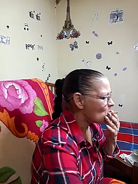 Snapshot of katrina_perez chatting on October 2025 10:22:02 PM katrina perez online show from October 2025 10:22:02 PM
