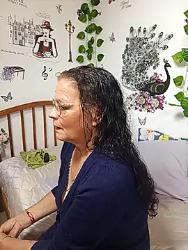 katrina perez online show from April 2026 10:22:01 PM