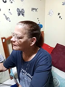 Snapshot of katrina_perez chatting on October 2025 04:33:01 AM katrina perez online show from October 2025 04:33:01 AM