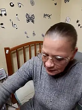 Snapshot of katrina_perez chatting on November 2025 08:45:01 PM katrina perez online show from November 2025 08:45:01 PM