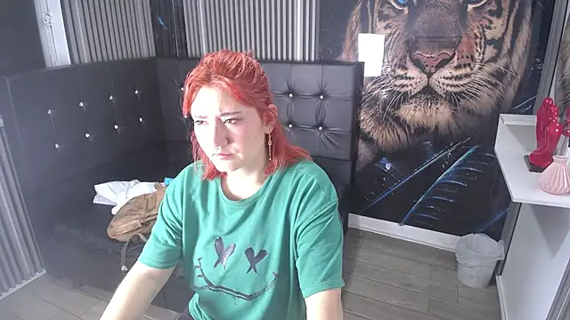 Cerecitaa02  online show from October 2025 12:17:01 PM