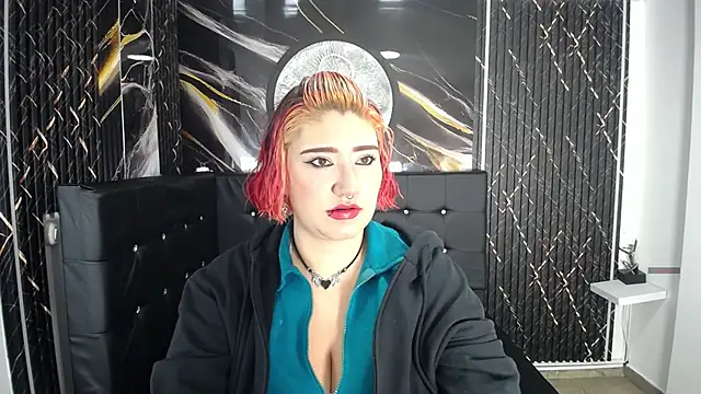 Cerecitaa02  online show from May 2026 11:33:02 PM