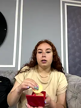 AmmberJones online show from November 2025 12:32:01 PM