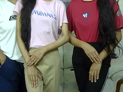 SistersLove3 online show from March 2025 04:47:02 PM