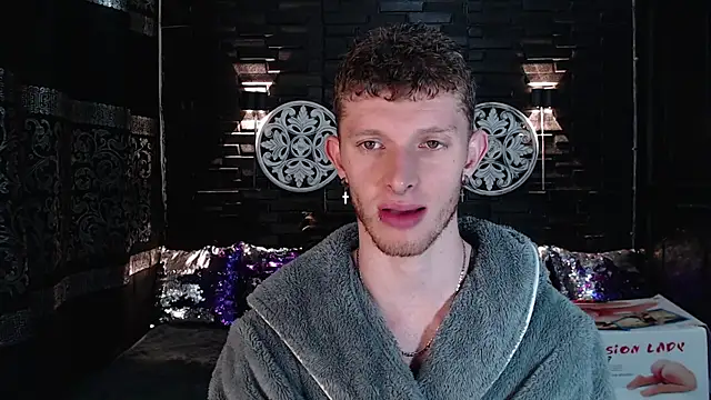 andrewxbi online show from September 2025 11:31:02 AM