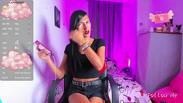 SkylerBennet online show from November 2025 03:33:02 AM