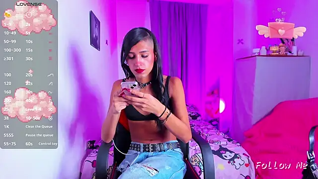 SkylerBennet online show from December 2025 02:24:01 AM