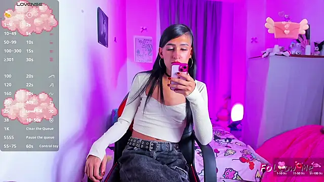 SkylerBennet online show from October 2025 03:17:02 AM