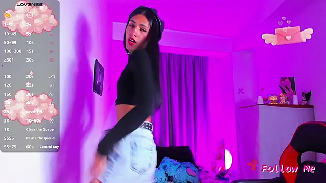 SkylerBennet online show from November 2025 01:53:02 AM