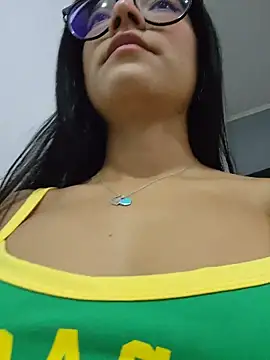 Pretty roxxyy online show from November 2025 01:00:01 PM