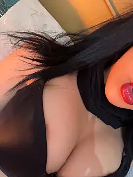 QueenLujaine online show from April 2026 07:56:01 AM