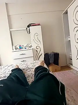 Snapshot of leona633 chatting on November 2025 12:06:01 PM leona633 online show from November 2025 12:06:01 PM