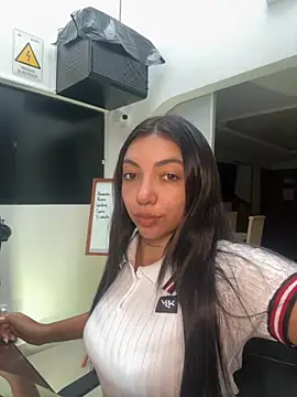 ImAshley1 online show from September 2025 12:58:01 PM