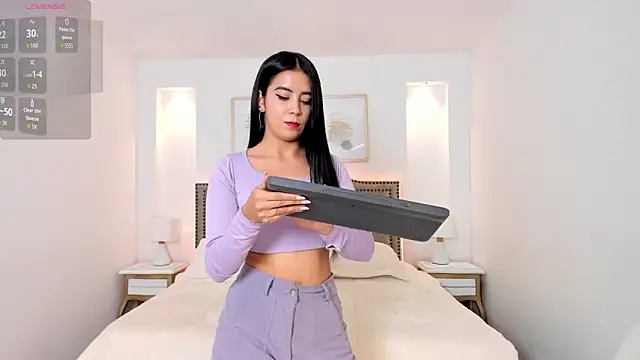Snapshot of Ivy_rein chatting on September 2025 07:54:02 PM Ivy rein online show from September 2025 07:54:02 PM