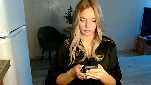 Eva   forever online show from October 2025 03:07:02 AM