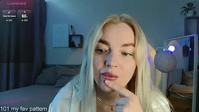 Eva   forever online show from April 2026 04:19:02 AM