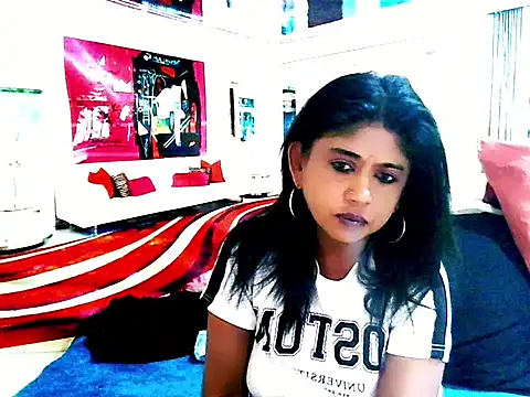 IndianPleasurez1 online show from October 2025 05:39:01 PM