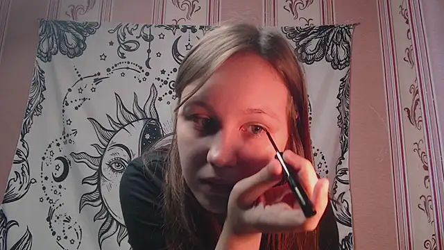 Thighswithspikes online show from October 2025 08:07:02 AM