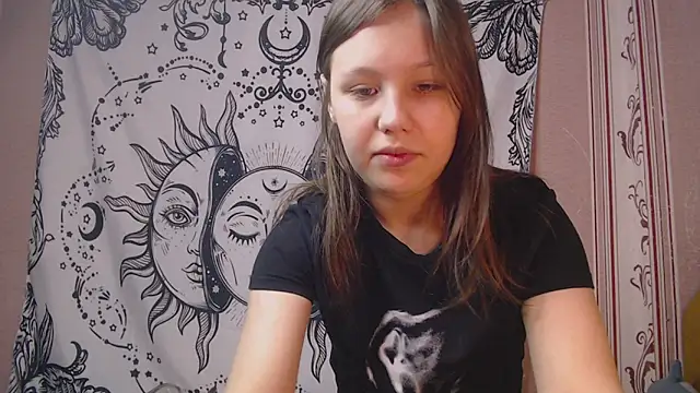 Thighswithspikes online show from September 2025 09:15:01 AM