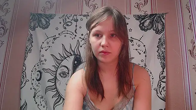 Thighswithspikes online show from September 2025 09:05:01 AM