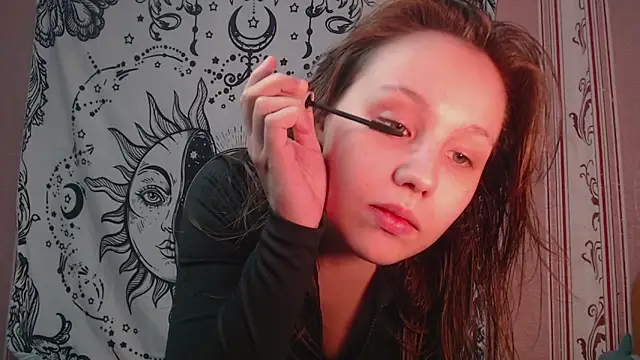 Thighswithspikes online show from September 2025 08:06:01 AM