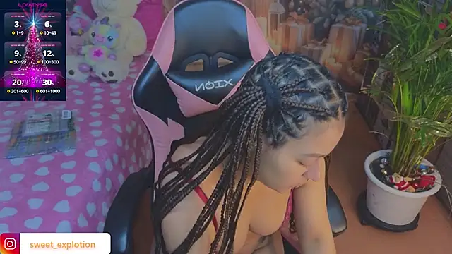 sweet-temptation  online show from December 2025 03:10:02 AM