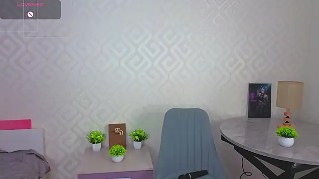 FancyHenley online show from November 2025 01:39:02 AM