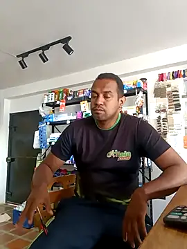 elnegro707070 online show from October 2025 07:04:02 PM