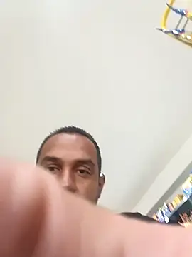 elnegro707070 online show from October 2025 11:23:01 AM