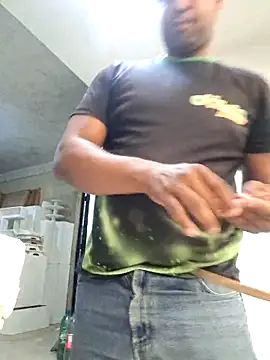 Snapshot of elnegro707070 chatting on December 2025 11:05:02 PM elnegro707070 online show from December 2025 11:05:02 PM