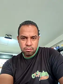 Snapshot of elnegro707070 chatting on December 2025 11:31:01 AM elnegro707070 online show from December 2025 11:31:01 AM