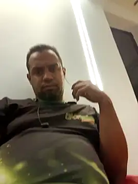 Snapshot of elnegro707070 chatting on November 2025 01:06:01 AM elnegro707070 online show from November 2025 01:06:01 AM