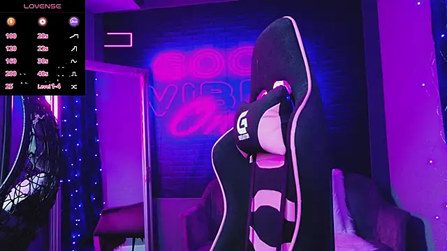 AlessiaCroft online show from February 2026 05:06:01 AM