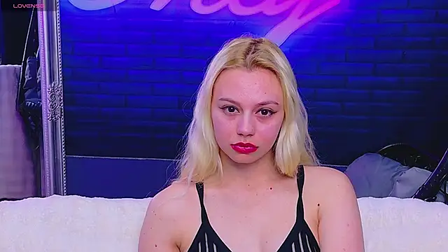 AlessiaCroft online show from May 2026 04:05:01 AM