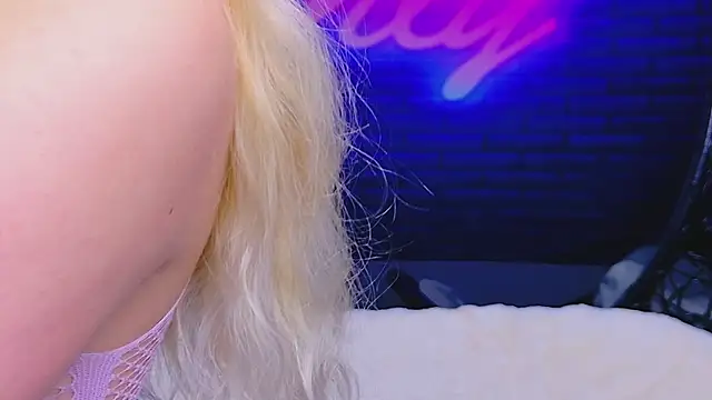 AlessiaCroft online show from June 2026 04:02:02 AM