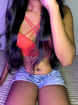 selena mia online show from October 2025 05:31:01 AM