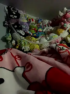 w3tkittty online show from January 2026 01:03:01 PM