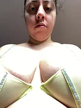 w3tkittty online show from June 2026 10:15:02 PM