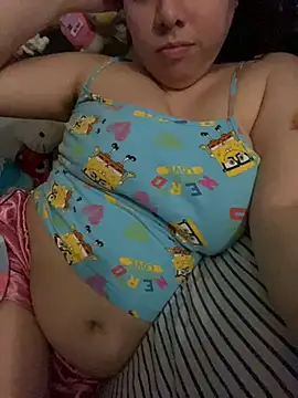 w3tkittty online show from May 2026 08:32:01 AM