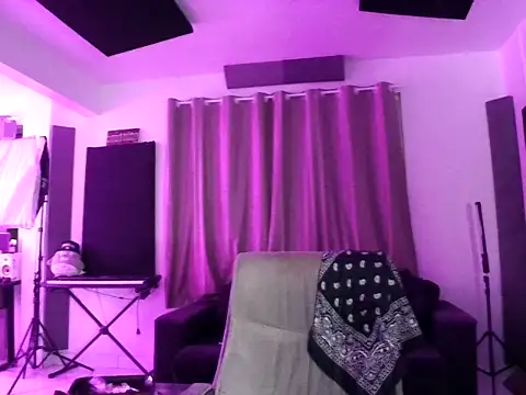 bigrosa21cm online show from November 2025 11:25:01 PM