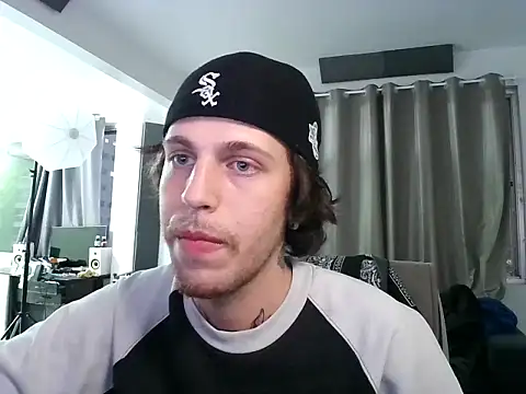 bigrosa21cm online show from October 2025 09:36:01 PM