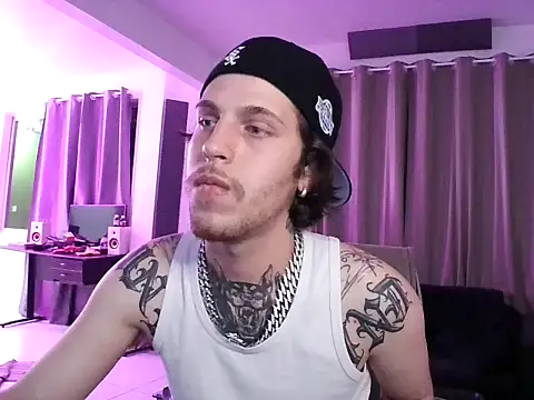 bigrosa21cm online show from October 2025 11:33:01 PM