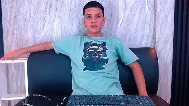 Matt Ruso online show from September 2025 06:58:01 PM