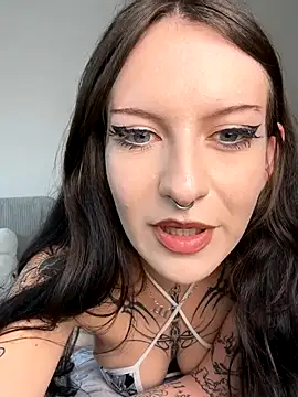 kittlunixx online show from September 2025 12:33:01 PM