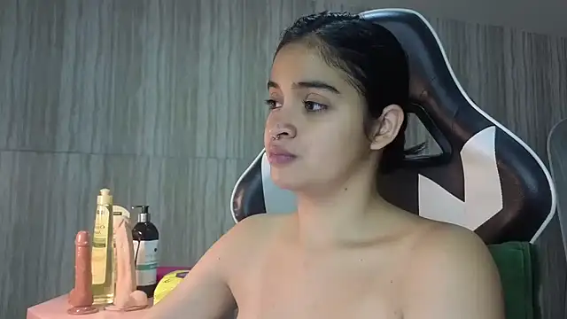 Snapshot of clementine_t chatting on November 2025 12:38:01 PM clementine t online show from November 2025 12:38:01 PM