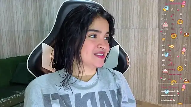 Snapshot of clementine_t chatting on October 2025 12:28:01 PM clementine t online show from October 2025 12:28:01 PM