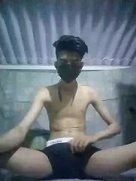 HannanKhan25 online show from November 2025 01:15:02 PM