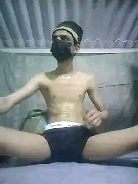 Snapshot of HannanKhan25 chatting on October 2025 12:37:02 PM HannanKhan25 online show from October 2025 12:37:02 PM