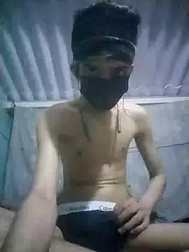 HannanKhan25 online show from November 2025 01:43:02 PM